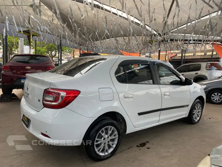 Logan 1.6 Expression 8V Flex 4P Manual