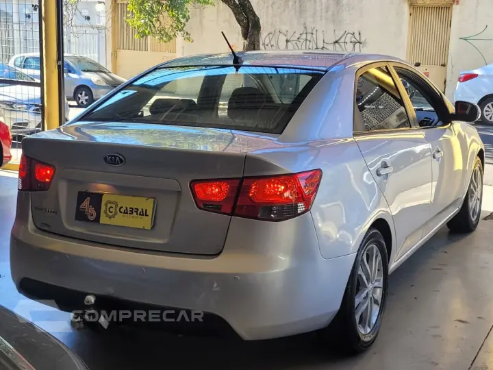 Cerato 1.6 16V Aut.