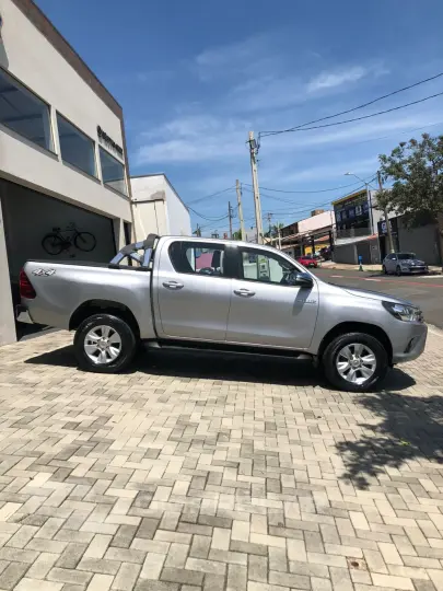 Hilux CD SRV 4x4 2.8 TDI Diesel Aut.
