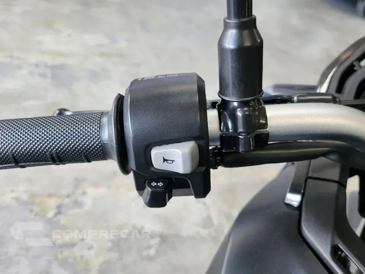 XRE 300 SAHARA