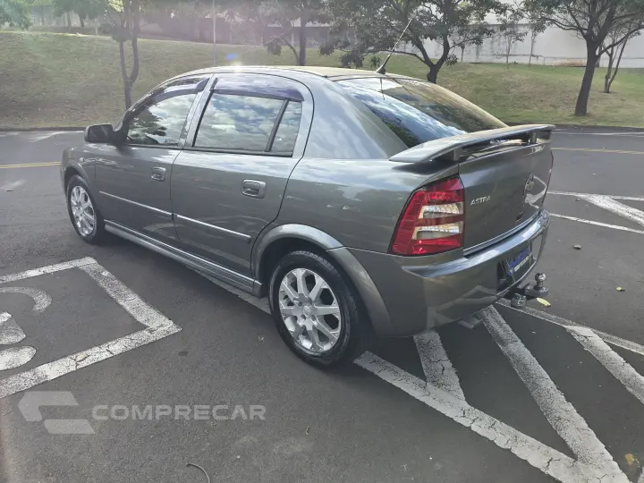 ASTRA 2.0 MPFI Advantage 8V