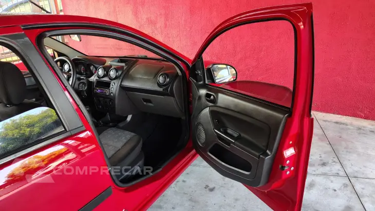 FIESTA 1.0 MPI Class Hatch 8V
