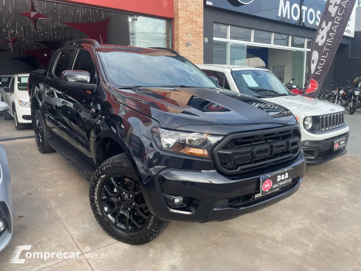 RANGER 2.2 Black 4X2 CD 16V