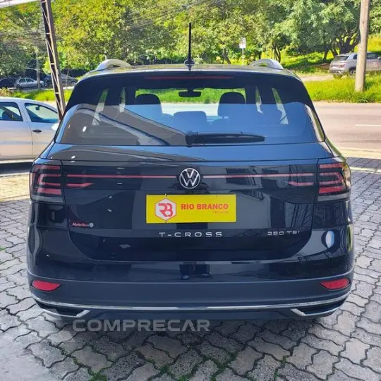 T-CROSS 250 TSI HIGHLINE AUT