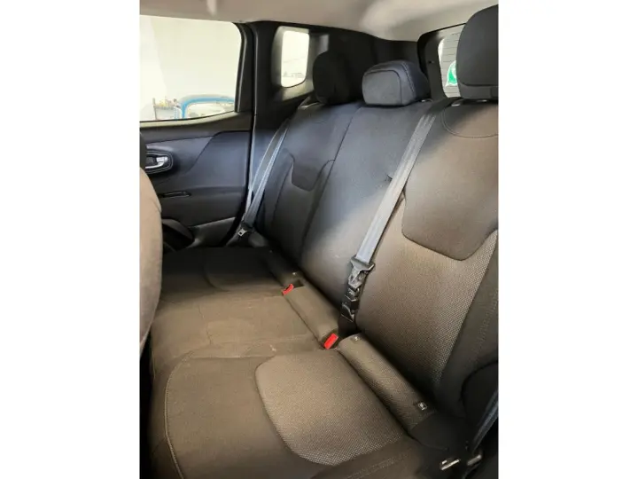 RENEGADE 1.8 16V FLEX SPORT 4P AUTOMÁTICO