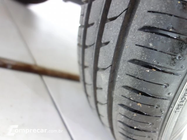 HB20S - 1.6 COMFORT PLUS 16V 4P MANUAL