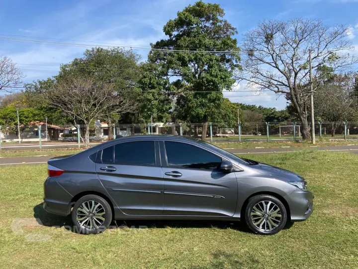 CITY 1.5 LX Sedan 16V