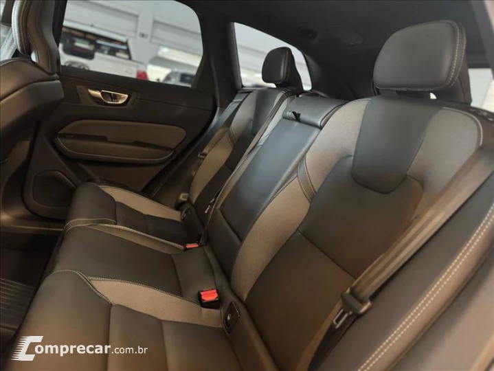 XC60 2.0 T8 Recharge Ultimate Dark AWD Geartronic