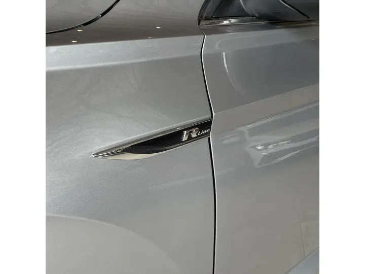 JETTA 1.4 250 TSI TOTAL FLEX R-LINE TIPTRONIC