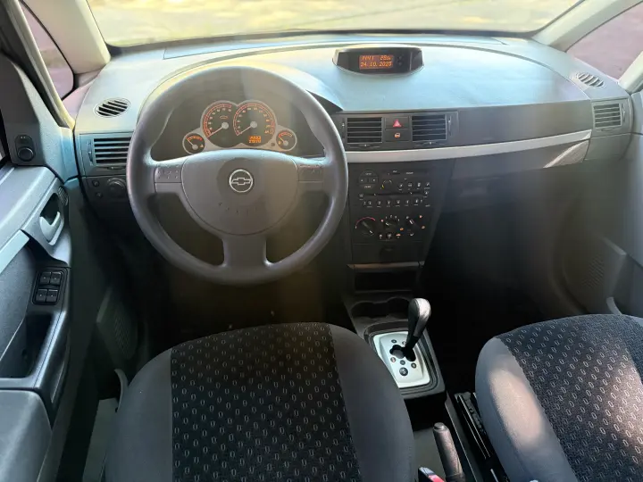 MERIVA 1.8 MPFI Premium 8V