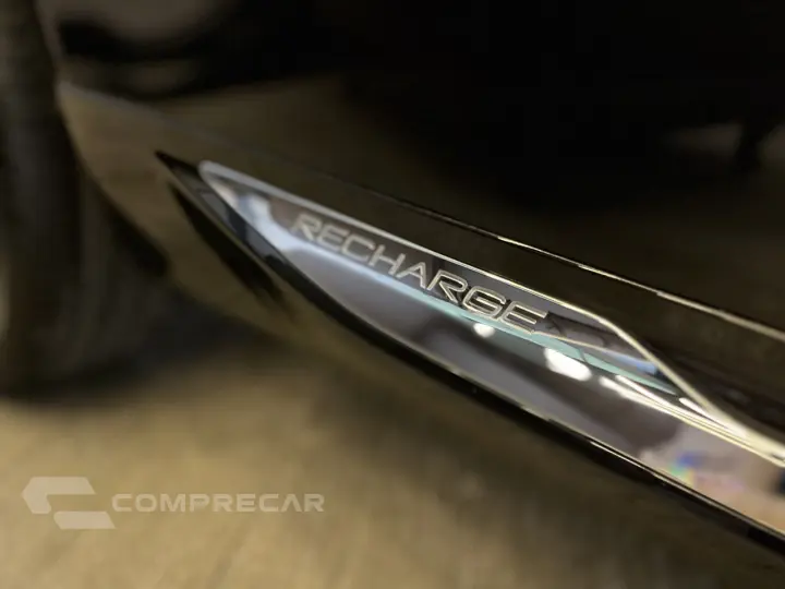 XC60 2.0 16V 4P T8 RECHARGE HÍBRIDO PLUS AWD TURBO GEARTRONI