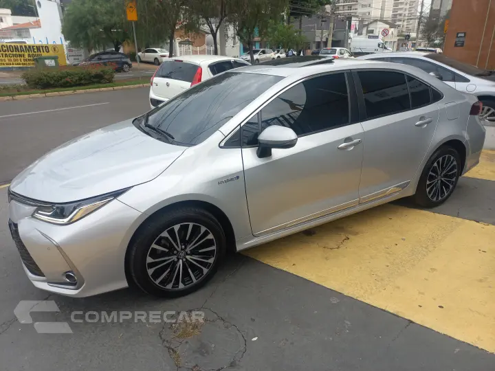 COROLLA 1.8 VVT-I Hybrid Altis Premium