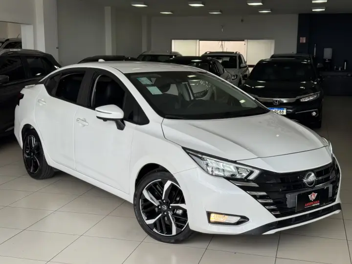 Versa Sedan 1.6 16V 4P FLEX EXCLUSIVE XTRONIC AUTOMÁTICO CVT