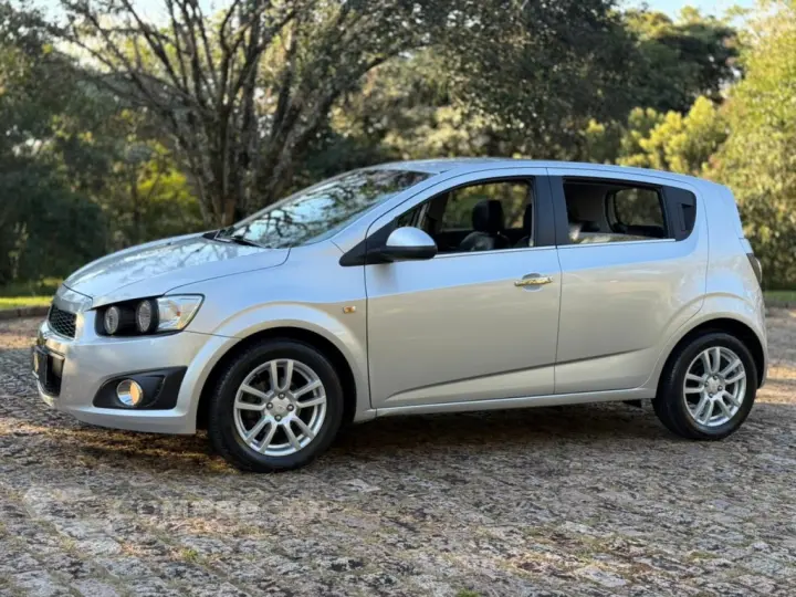 SONIC 1.6 LTZ 16V FLEX 4P AUTOMÁTICO