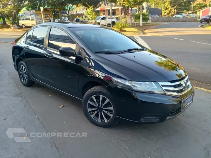CITY 1.5 LX Sedan 16V