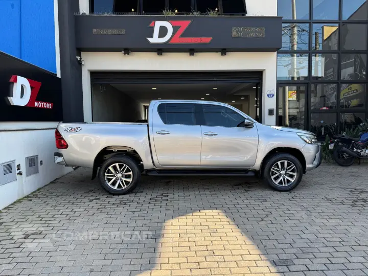 Hilux CD SRX 4x4 2.8 TDI 16V Diesel Aut.