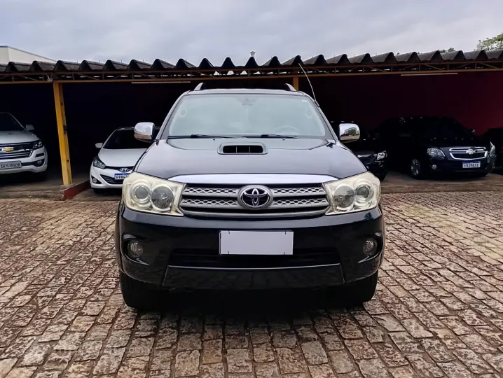HILUX SW4 3.0 SRV 4X4 7 Lugares 16V Turbo Intercooler