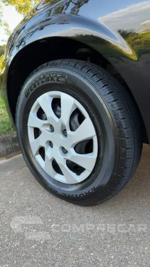 CELTA 1.0 MPFI LT 8V