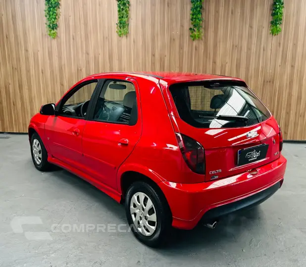 CELTA 1.0 MPFI LT 8V