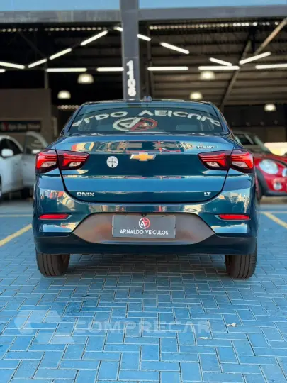 ONIX SEDAN Plus LT 1.0 12V TB Flex Mec.