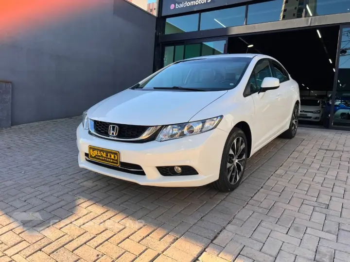 Civic Sedan LXS 1.8/1.8 Flex 16V Aut. 4p