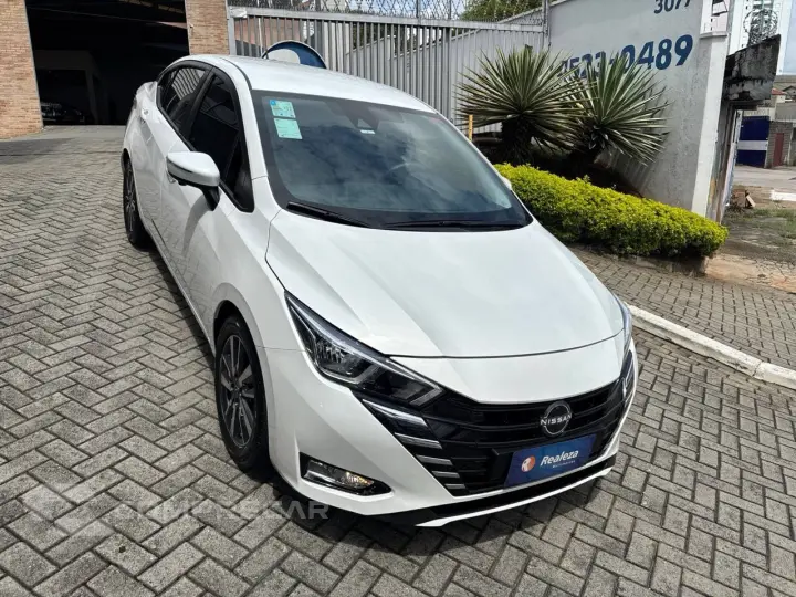 VERSA Advance 1.6 16V Flex Aut.