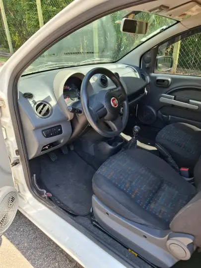 UNO 1.0 EVO Vivace 8V