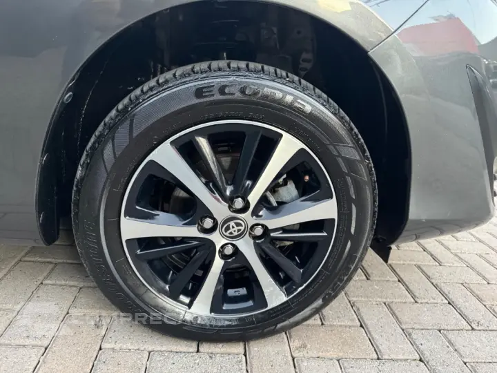 YARIS XL Live Sedan 1.5 Flex 16V 4p Aut.