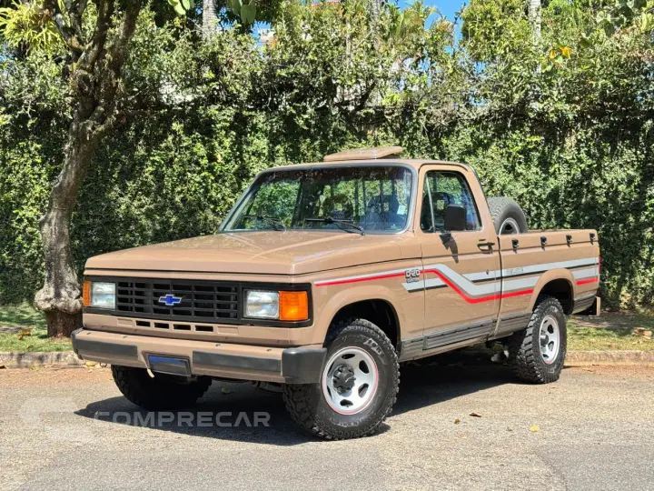 D20 4.0 Custom DE Luxe CS 8V Turbo