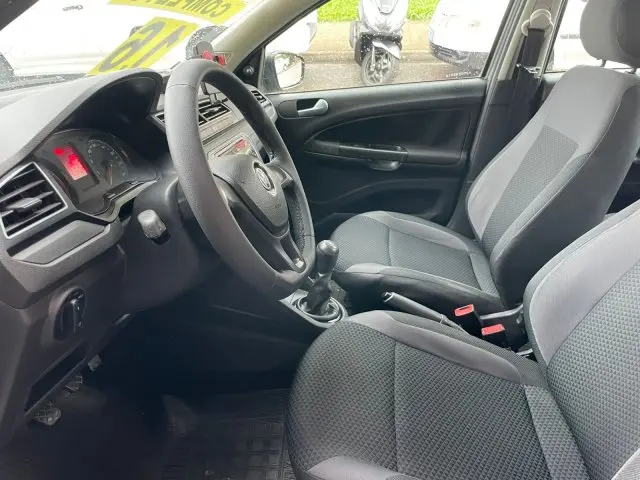 VOYAGE - 1.6 MSI TOTAL TRENDLINE 4P MANUAL