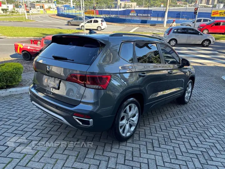 TAOS Comfortline 1.4 250 TSI Flex Aut.