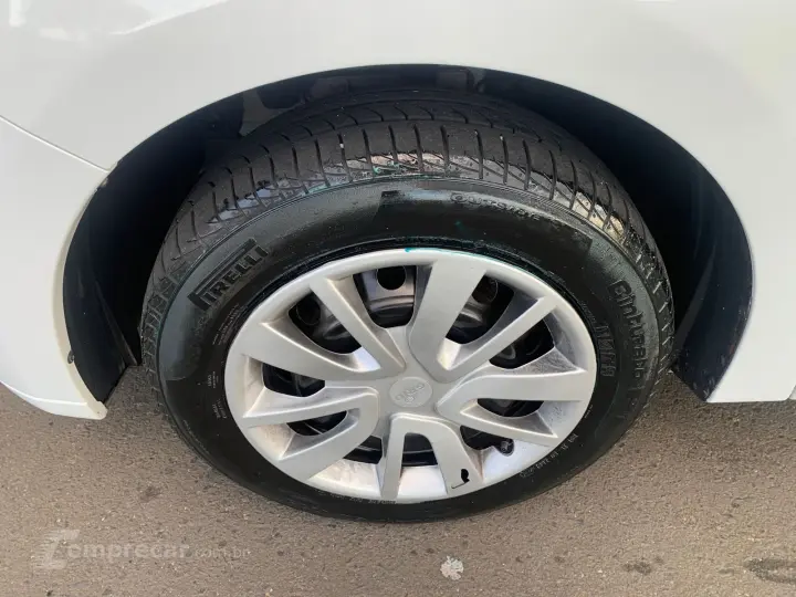 LOGAN 1.0 12V SCE Life