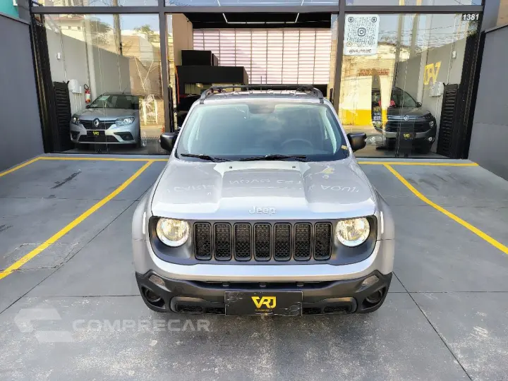 Renegade 1.8 4x2 Flex 16V Aut.