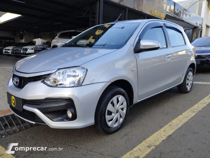 Etios Hatch 1.5 16V 4P FLEX XS AUTOMÁTICO