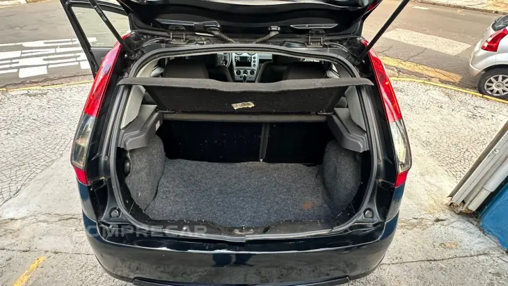 FIESTA 1.6 MPI Hatch 8V