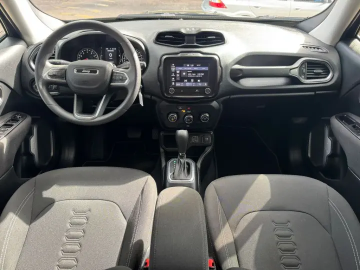 Renegade Sport T270 1.3 TB 4x2 Flex Aut.