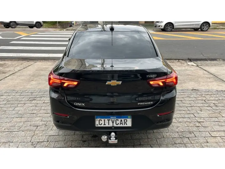 ONIX 1.0 TURBO FLEX PLUS PREMIER AUTOMÁTICO