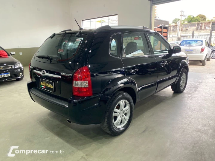 Tucson 2.0 Mpfi Gls 16V 143Cv 2Wd Gasolina 4P Automático