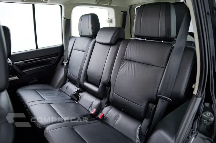 Pajero HPE Full 3.2 4x4 T.I.Dies. 5p Aut