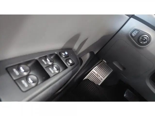 HB20S - 1.6 PREMIUM 16V 4P AUTOMÁTICO