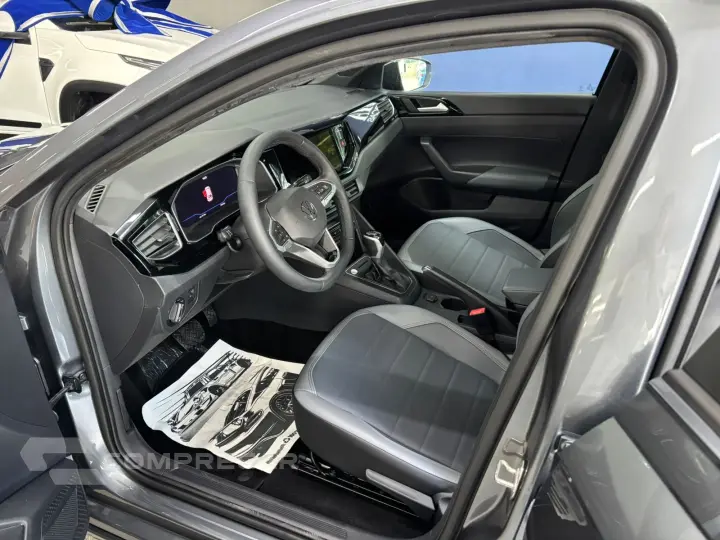 Nivus Highline 1.0 200 TSI Flex Aut.