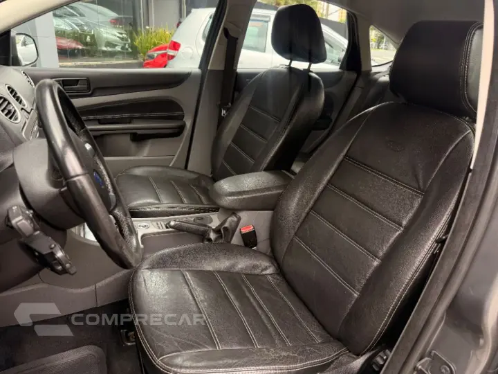 Focus 2.0 16V/SE/SE Plus Flex 5p Aut.