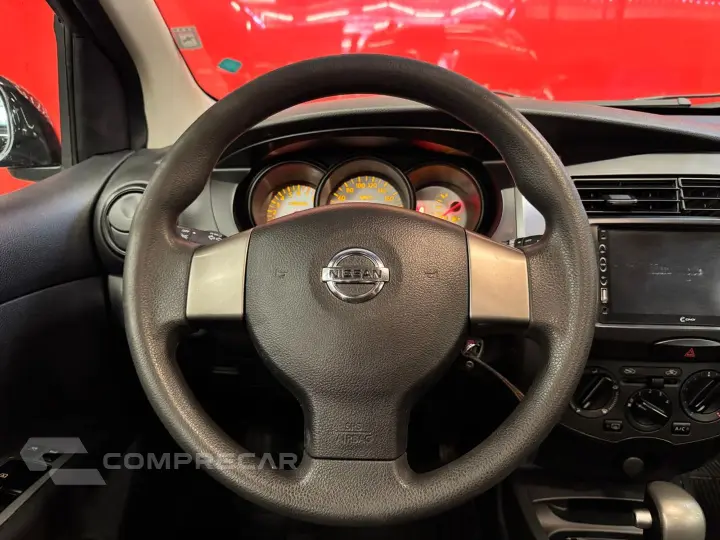 Livina 1.8 S 16V Flex 4P Automático