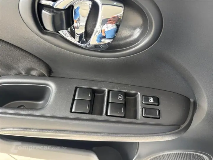 VERSA 1.6 16V FLEXSTART SL 4P XTRONIC