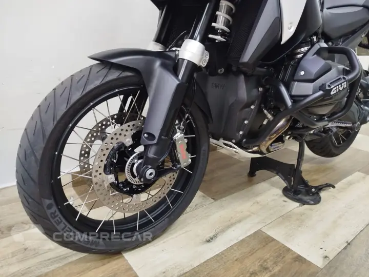 R1300 GS TRIPLE BLACK ABS