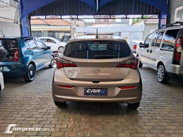 HB 20 Hatch 1.0 12V 4P FLEX UNIQUE
