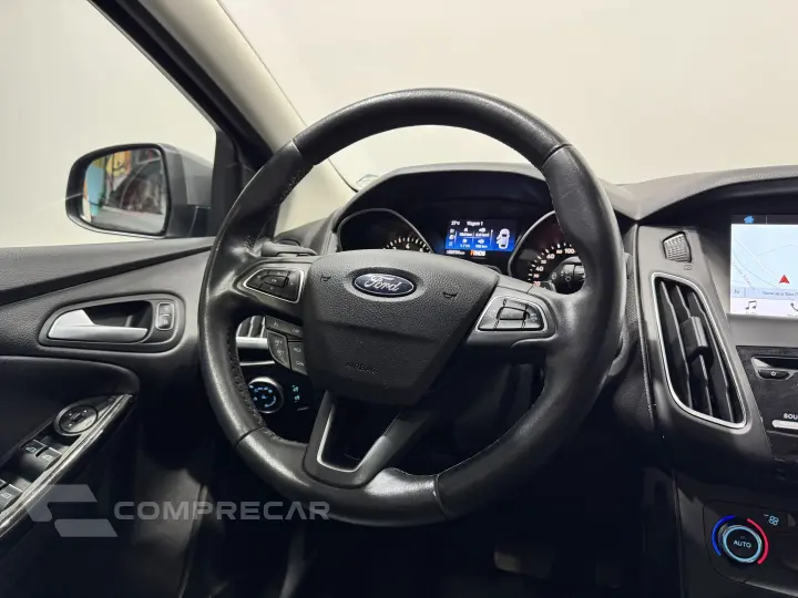 FOCUS 2.0 TITANIUM 16V FLEX 4P POWERSHIFT