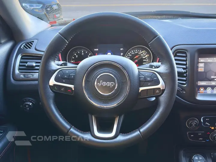 COMPASS 2.0 16V DIESEL TRAILHAWK 4X4 AUTOMÁTICO