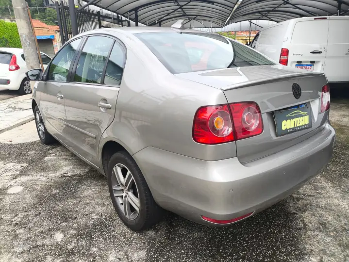 POLO SEDAN 1.6 MI 8V