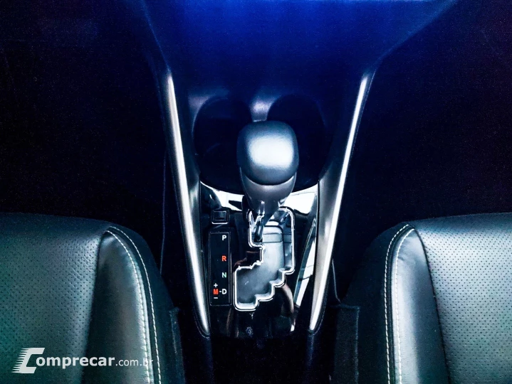 YARIS 1.5 16V Sedan XLS Connect